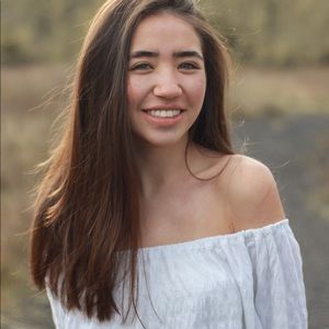 Meet your Posher, Naomi